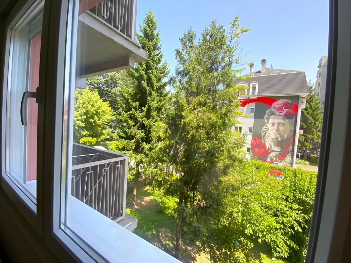 Central Park Apartment Cacak Exterior photo