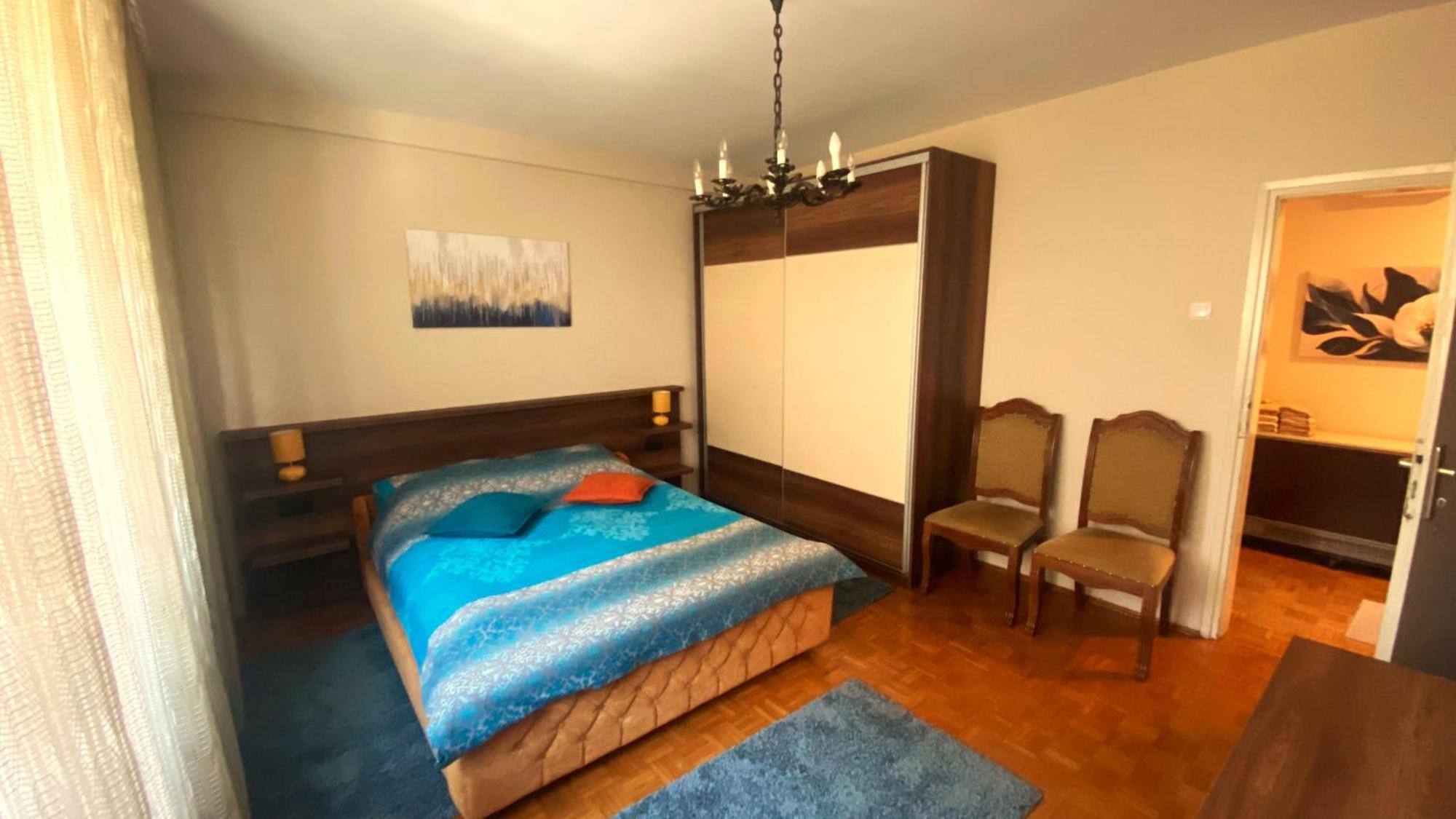 Central Park Apartment Cacak Exterior photo